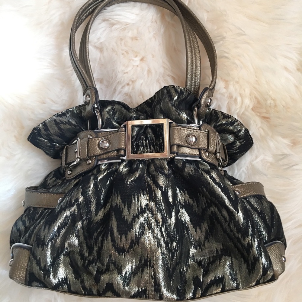 WILSONS LEATHER BAG in GOOD CONDITION